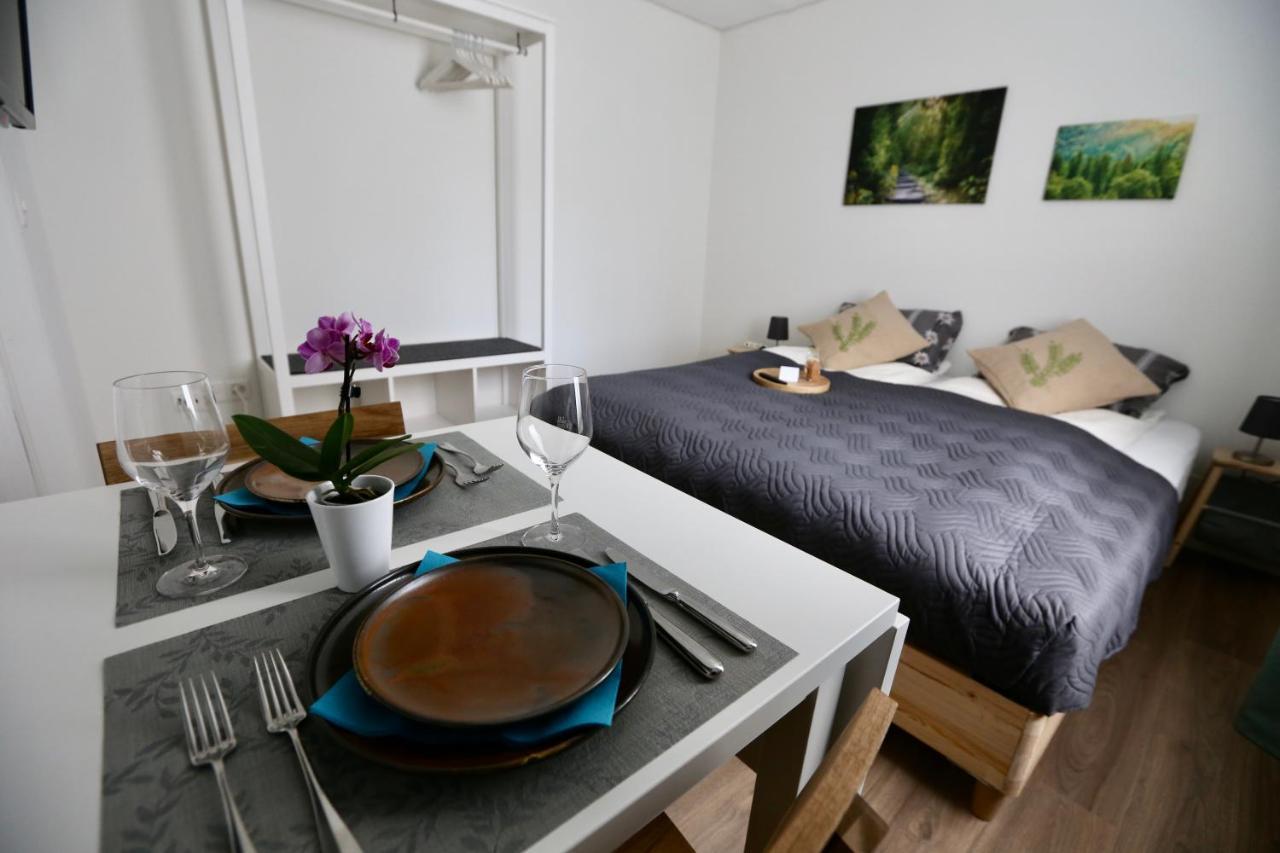 Alp Apartments Centre Location With Traditional Design And Self Check-In เอนเกลเบิร์ก ภายนอก รูปภาพ